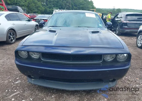 2014 Dodge Challenger Sxt from USA, damaged, VIN 2C3CDYAG3EH111175